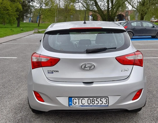 Hyundai I30 cena 19000 przebieg: 305470, rok produkcji 2013 z Gniew małe 301